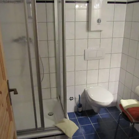 Apartment Ostseepension 1-3 *